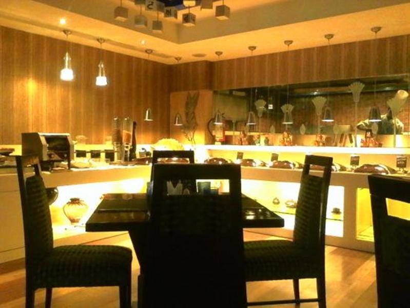The Madison Hotel Új-Delhi Kültér fotó