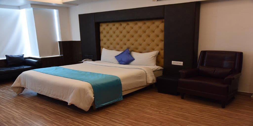 The Madison Hotel Új-Delhi Kültér fotó