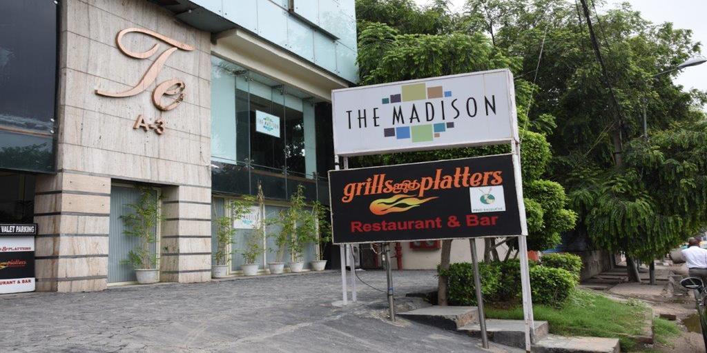 The Madison Hotel Új-Delhi Kültér fotó