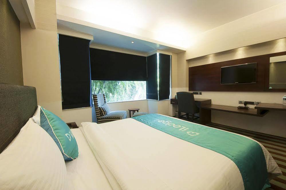 The Madison Hotel Új-Delhi Kültér fotó