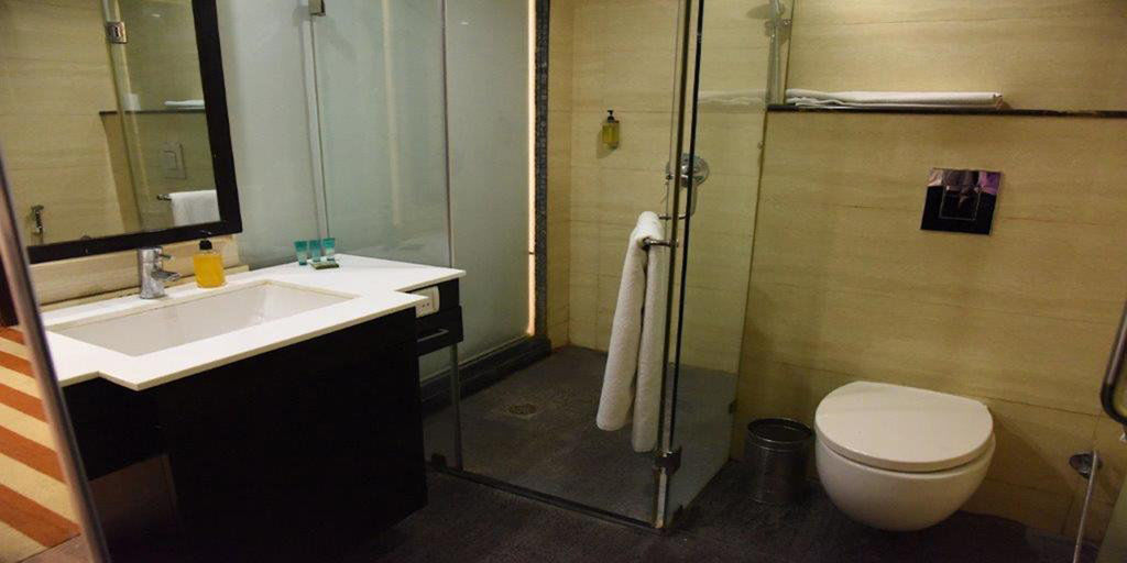 The Madison Hotel Új-Delhi Kültér fotó