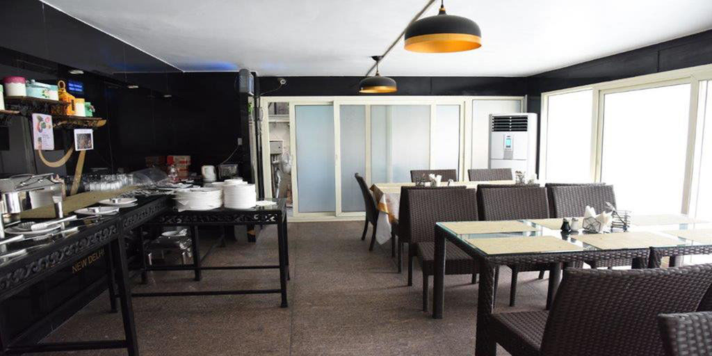 The Madison Hotel Új-Delhi Kültér fotó